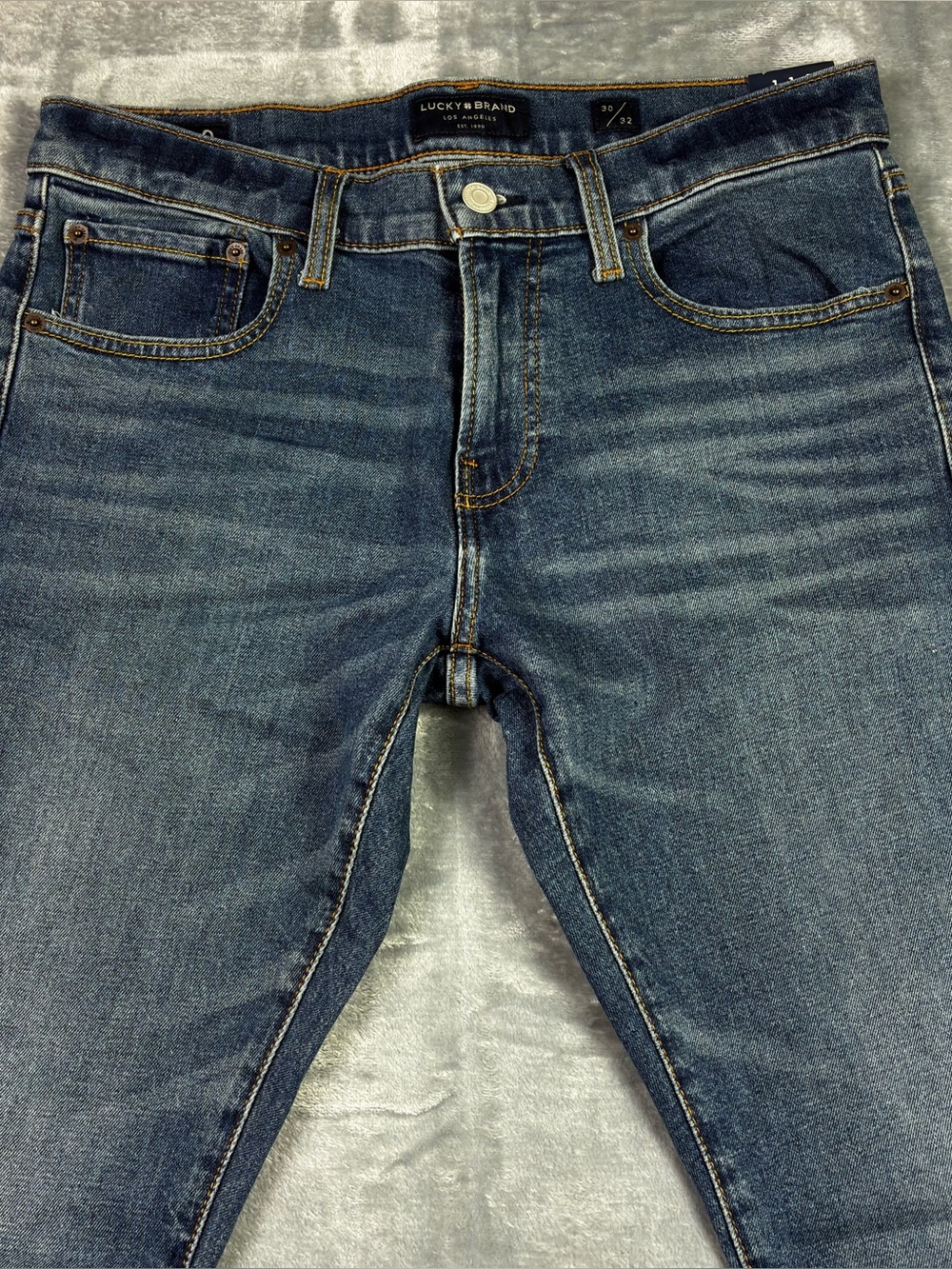 NEW Lucky Brand 110 Slim Jeans 30x32 Blue Medium Wash Low Rise Stretch Denim